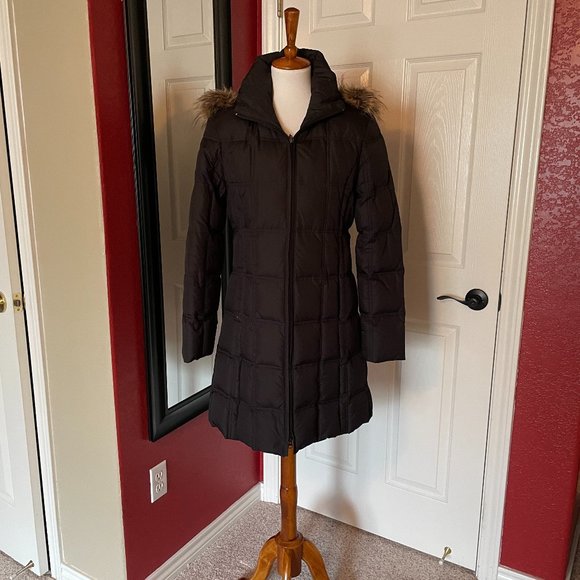 Black Puffer Jacket with Faux Fur Hood - Picture 1 of 11